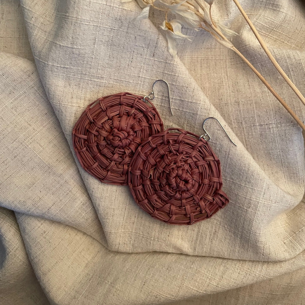 Hand-crafted 'Gunga' Earrings by Galinuŋ Wunuŋmurra (6726-22)