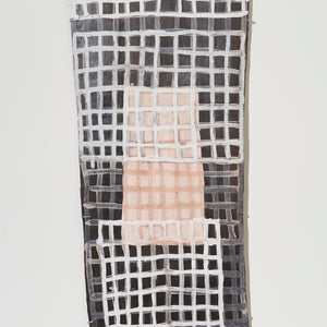 Marrnyula Munuŋgurr, Dhawurr (2601-25), 2025, Natural pigments on Stringybark, 142 x 65 cm