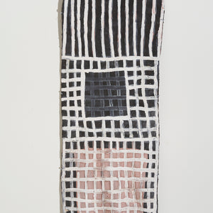 Marrnyula Munuŋgurr, Dhawurr (2660-25), 2025, Natural pigments on Stringybark, 139 x 58 cm