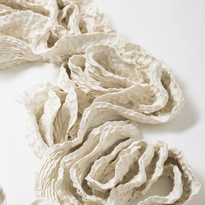 Sam Gold, A soft dreamy pillowy cloud (detail), 2022, porcelain, 77 x 88 x 20 cm irreg.