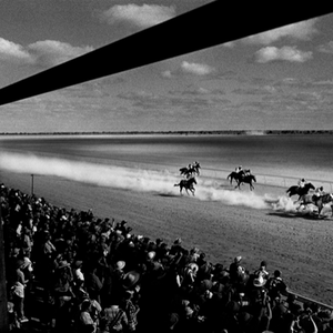 Trent Parke, Birdsville Races, 2001, pigment print, 98 x 147 cm, edition of 5 + 2 AP