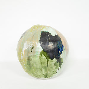Bridie Gillman, Circle in the sky, 2022, glazed ceramic, 39 x 38 x 38 cm