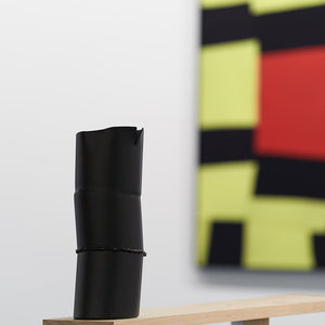 James Dodd & Henry Jock Walker, Kink, 2021, powder coated steel, 11 x 9 x 30 cm