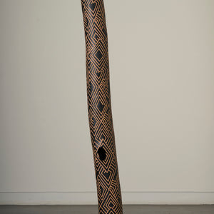 Garawan Waṉambi, Marraŋu (5308-22), 2022, natural pigments on Stringybark hollow pole, 227 x 21.5 cm