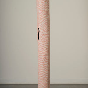 Garawan Waṉambi, Marraŋu (6653-22), 2022, natural pigments on Stringybark hollow pole, 221 x 26 cm