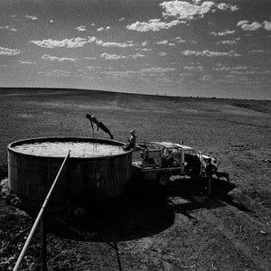 Trent Parke, Water Tank, Outback QLD, 2004, pigment print, 98 x 147 cm, edition of 5 + 2 AP