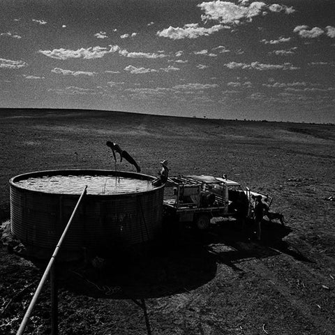 Trent Parke, Water Tank, Outback QLD, 2004, 98 x 147 cm, edition of 5
