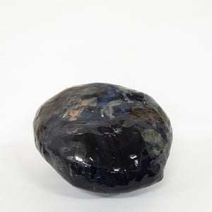  Bridie Gillman, We sat there ’til dark, 2022, glazed ceramic, 28 x 38 x 42 cm