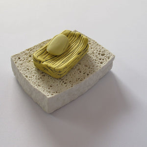 Honor Freeman, Sunlight (gentle on hands and everything they wash), 2021, slipcast porcelain, 5 x 9.5 x 12.5 cm