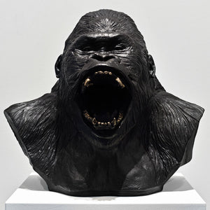  Lisa Roet, Bokito… When I laugh, he laughs with me!, 2014, bronze, 52 x 60 x 44 cm