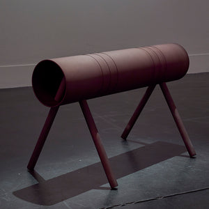 Min Wong, Gym rat, 2018, anodized aluminum, 72 x 45 x 38 cm