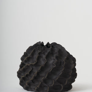 Sam Gold, Low-tide walks, black stoneware, 13 x 15 cm